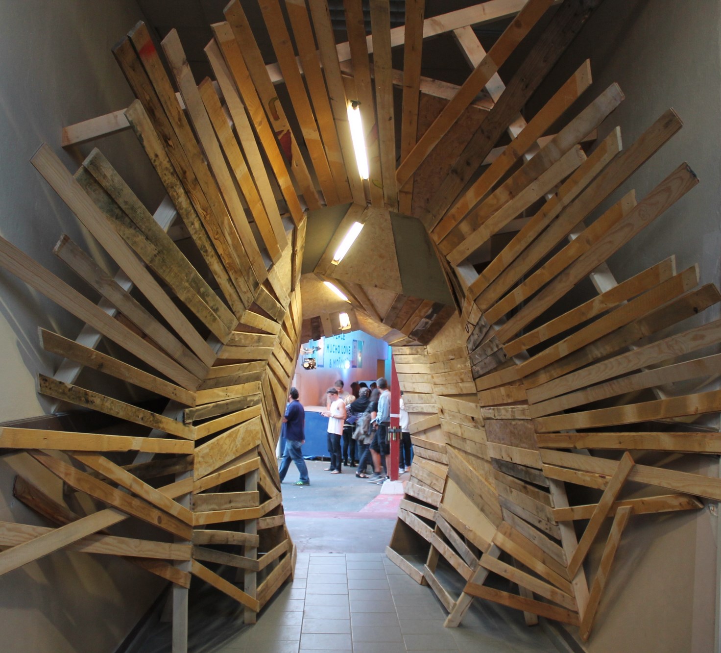 Tunnel vers la plan&egrave;te Baleapop 